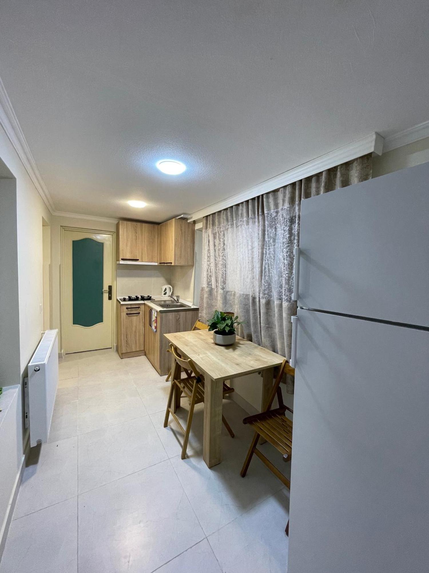 White Stones Apartment คูทายสิ ภายนอก รูปภาพ